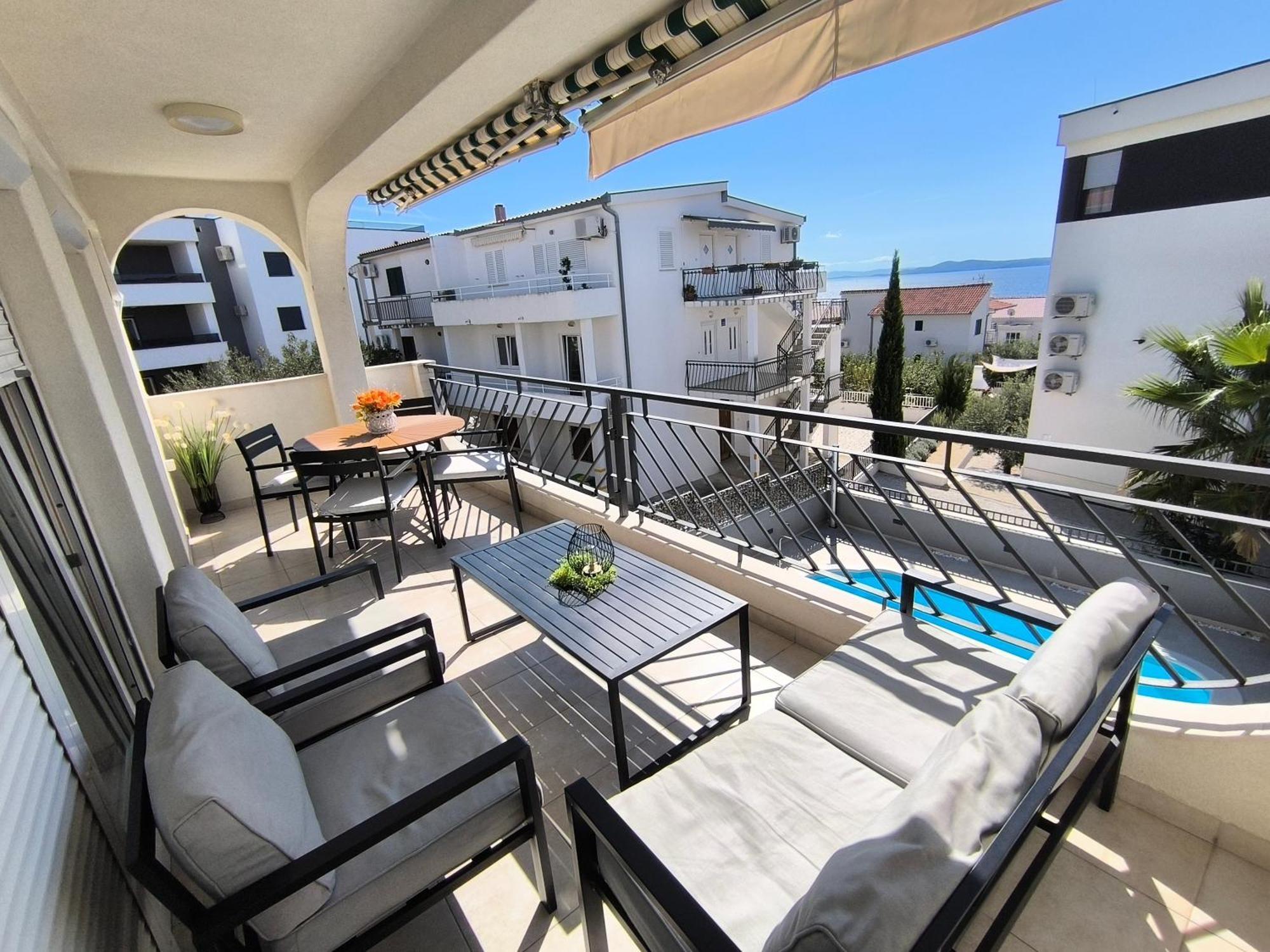 Villa Seaview With Pool - Apartment Yellow Trogir Eksteriør bilde